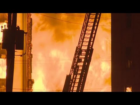 Fire destroys 115-year-old former luxury hotel in Dallas