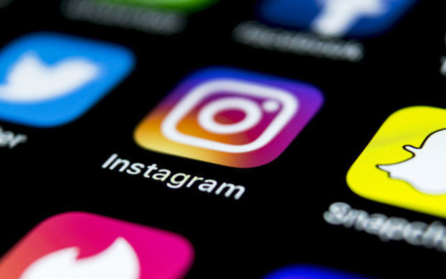 Russia to ban Instagram after Meta allows posts calling for violence