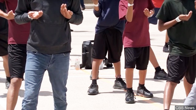 Unaccompanied minors arrive at temporary shelter in San Antonio