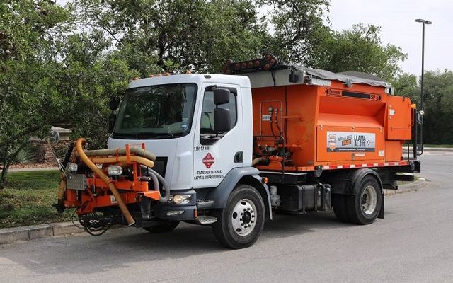 San Antonio’s high-tech truck can repair 100 potholes a day