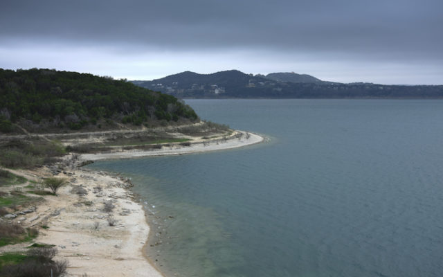 Divers recover man’s body in Canyon Lake