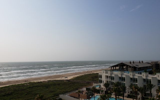 South Padre city beaches open for Independence Day, Cameron County beaches are not