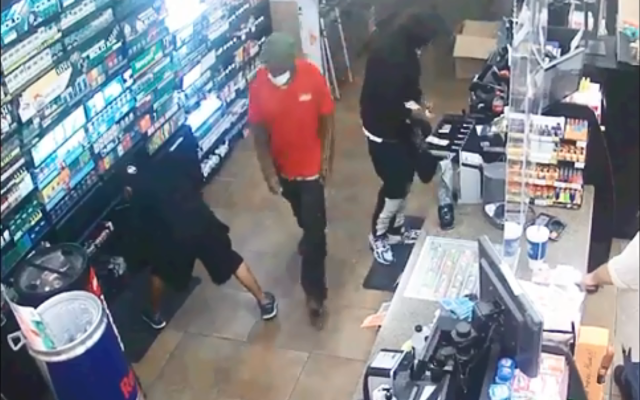 Tips wanted in New Braunfels convenience store robbery