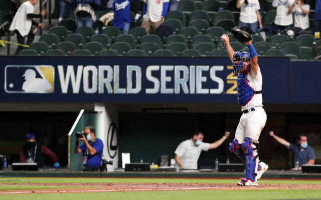 World Series TV ratings drop 32% previous low from 2012