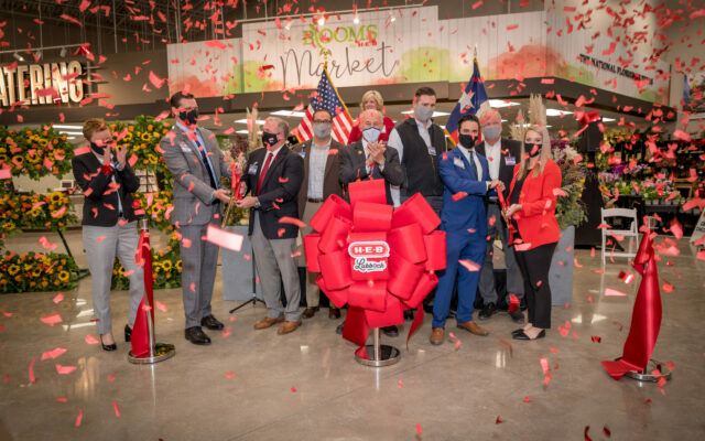 H-E-B opens first store in Lubbock