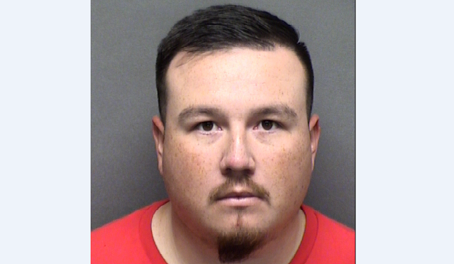 San Antonio teacher accused of soliciting sex from 14-year-old girl on Snapchat