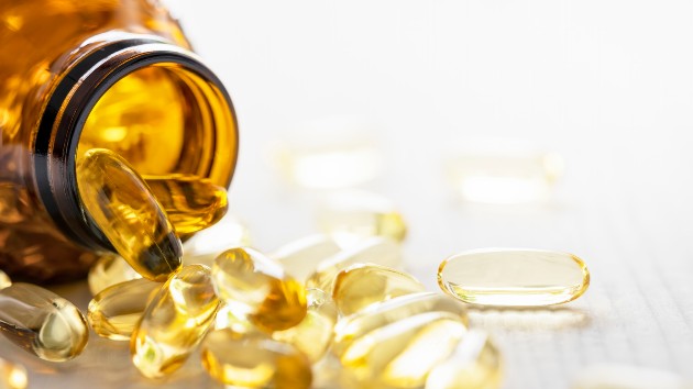 Vitamin D, fish oil supplements don’t benefit cardiovascular health, new study finds