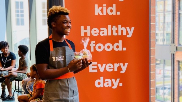 Giving Tuesday: Teen donates ‘snack packs’ to food pantries and more kids giving back