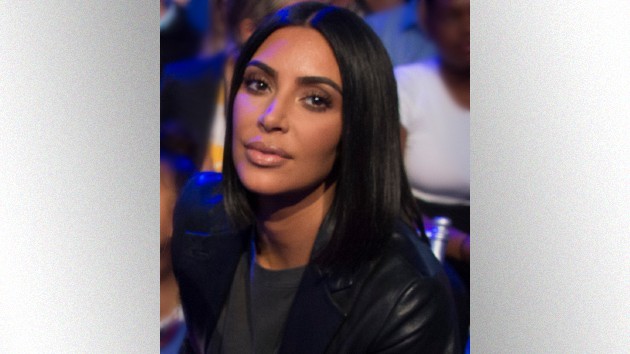 Kim Kardashian deletes Instagram pic without wedding ring
