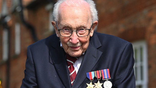 Sir Thomas Moore, WWII veteran who raised millions in COVID-19 funds, dies at 100