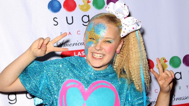 JoJo Siwa comes out as pansexual: “My human is my human”