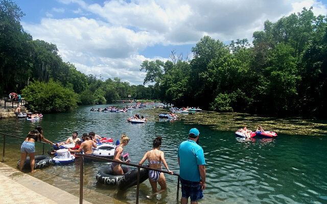 Willkommen: New Braunfels opens arms to Memorial Day river floaters