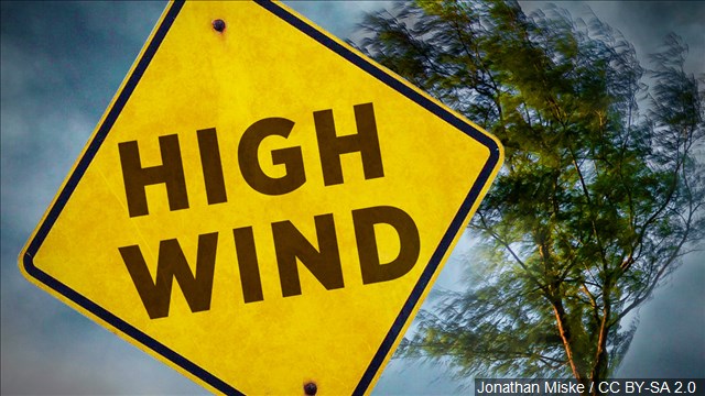 High winds rip through parts of Southeast Bexar County