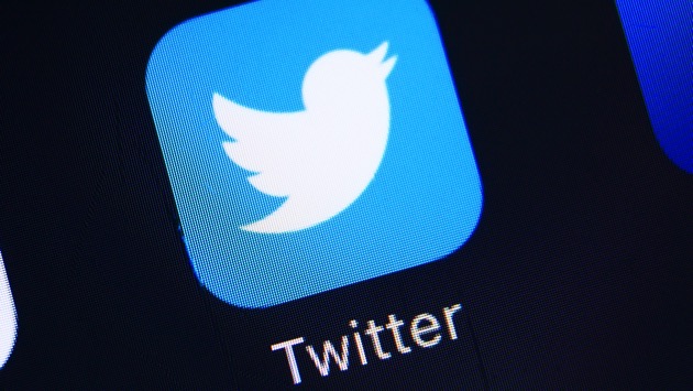 Twitter scraps image-cropping algorithm after allegations of racial bias