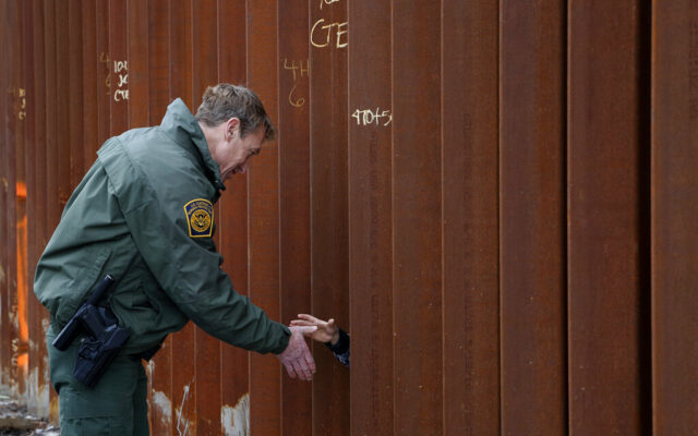 Border Patrol chief, who supported wall, is leaving job