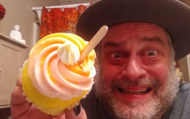 Cupcake Tuesday with Old Weird Uncle Sean!