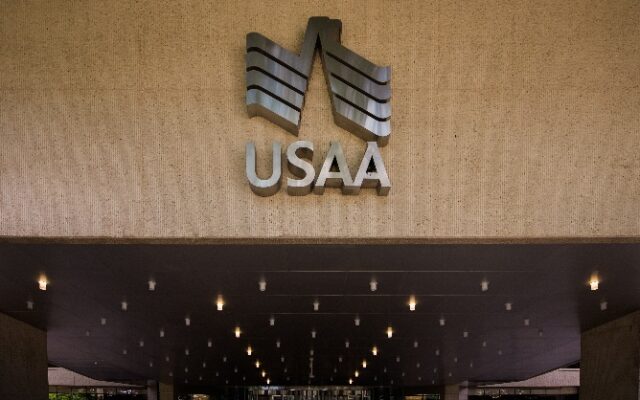 USAA bumps minimum wage up to $21 per hour