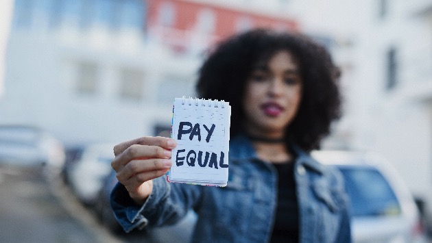 Latina Equal Pay Day: Meet organizations fighting to close the income gap