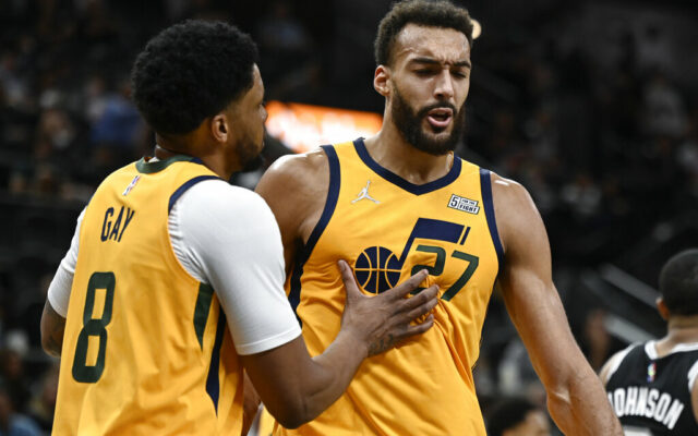 Clarkson, Gobert lead Jazz by Spurs 110-104 without Mitchell