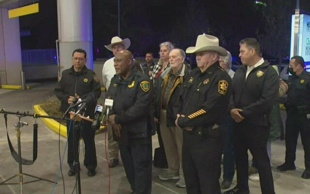 Deputy killed, suspect wounded in Houston mall shooting