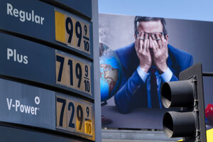 As war in Ukraine intensifies, US gasoline hits record $4.17