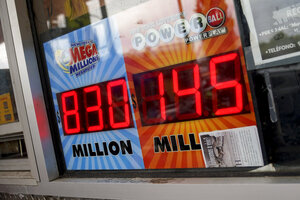 No one wins U.S. Mega Millions, jackpot now over $1B