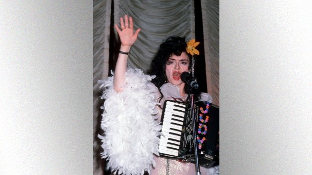 Judy Tenuta, accordion-playing 1980s comedy star, dead at 72