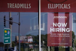 Slightly fewer Americans apply for jobless aid last week