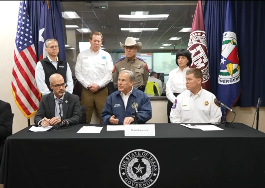 Governor Abbott readies State Operations Center for winter weather