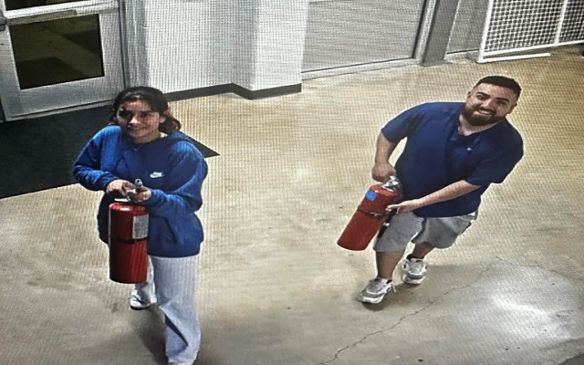Schertz PD looking for two suspects seen breaking into high school, carrying fire extinguishers