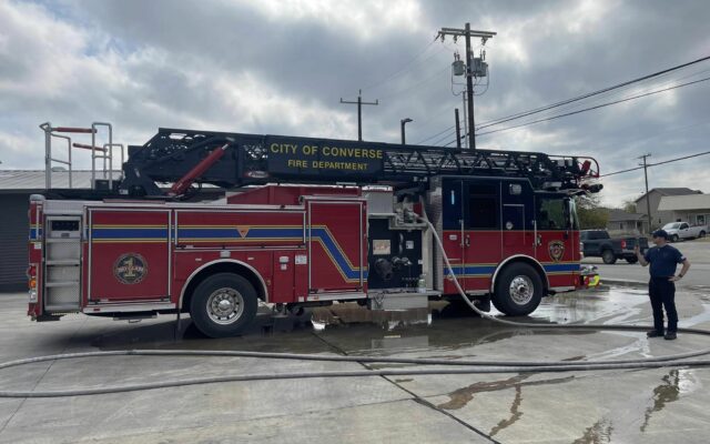 Grease fire breaks out at Converse restaurant