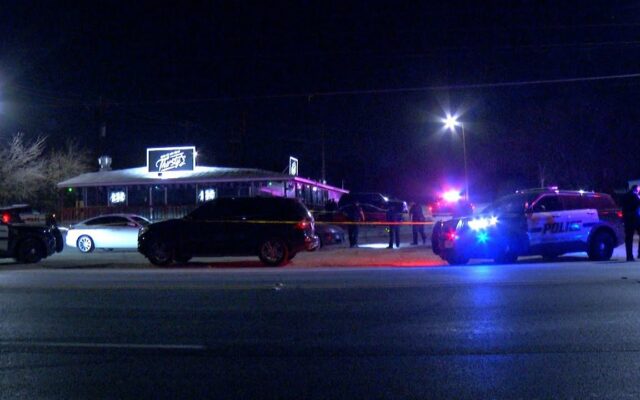 Man recovering in hospital after shooting at South San Antonio bar