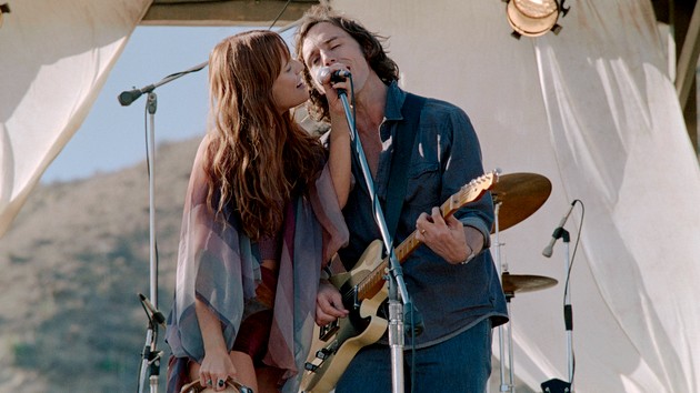 Riley Keough, Sam Claflin take to the stage as ’70s rock stars in teaser for ‘Daisy Jones & the Six’