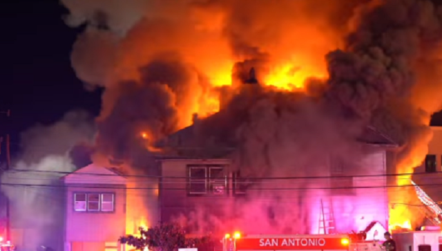 Large building in Downtown San Antonio destroyed by fire
