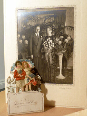 Earnest or playful, that Valentine’s card has a history