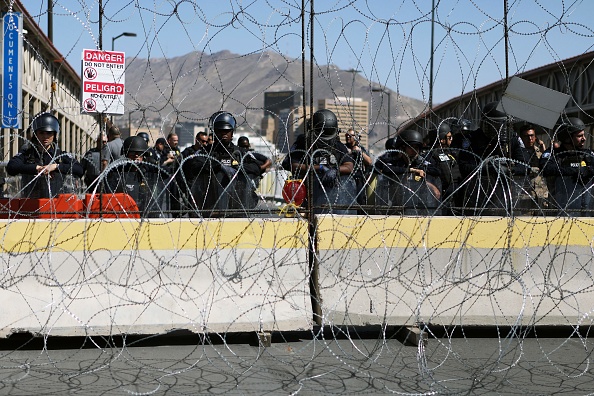 Mexico migrant protest sees brief closing of El Paso bridge