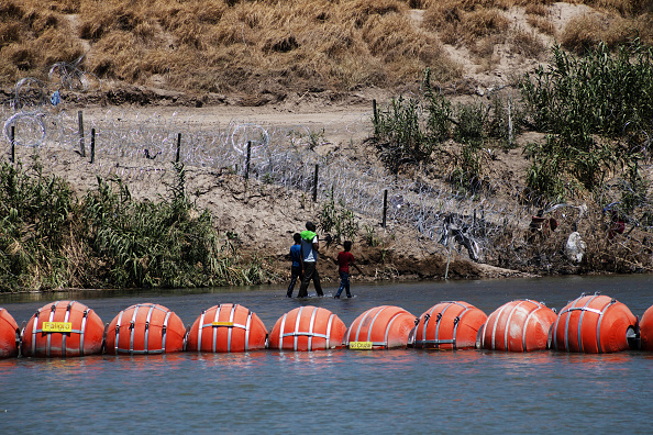 Removal of Rio Grande floating barriers paused by appeals court