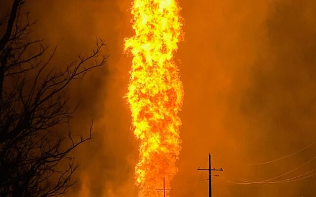 Oklahoma gas pipeline explosion shoots flames 500 feet into the air